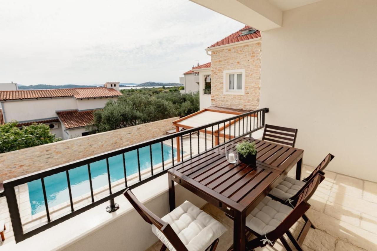 Olive Tree Apartments ヴォディツェ エクステリア 写真