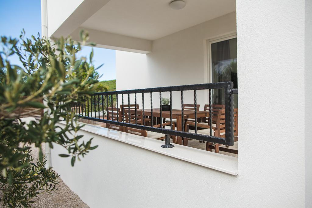 Olive Tree Apartments ヴォディツェ エクステリア 写真